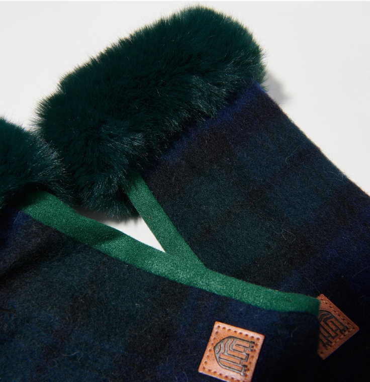 Lambswool Mittens by Islander UK